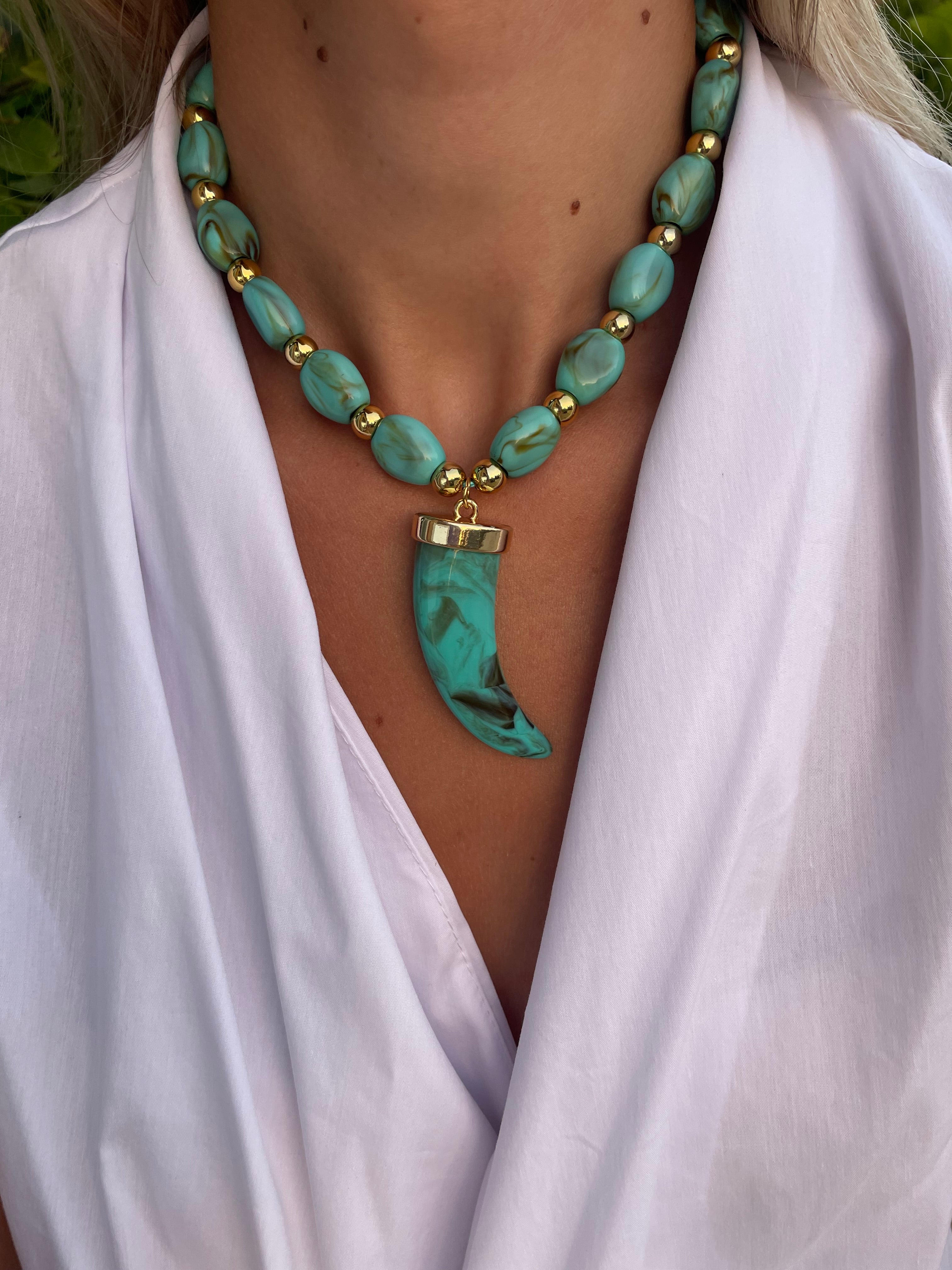 COLLAR TURQUESA