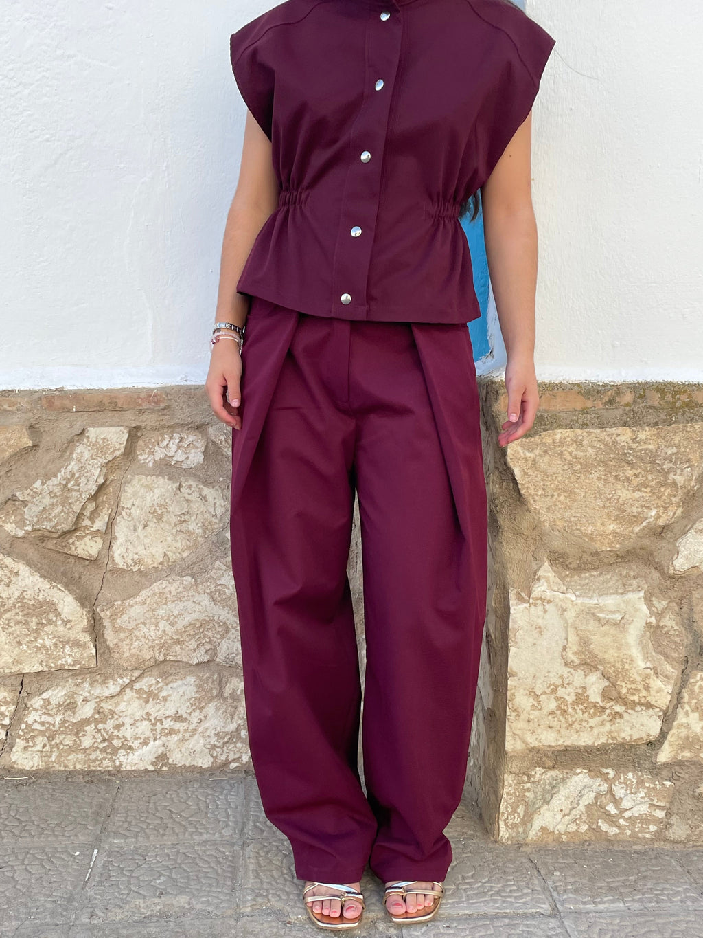 PANTALÓN SAFARI BURDEOS