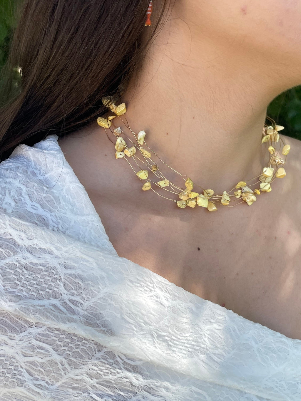 CHOCKER PIEDRAS AMARILLAS